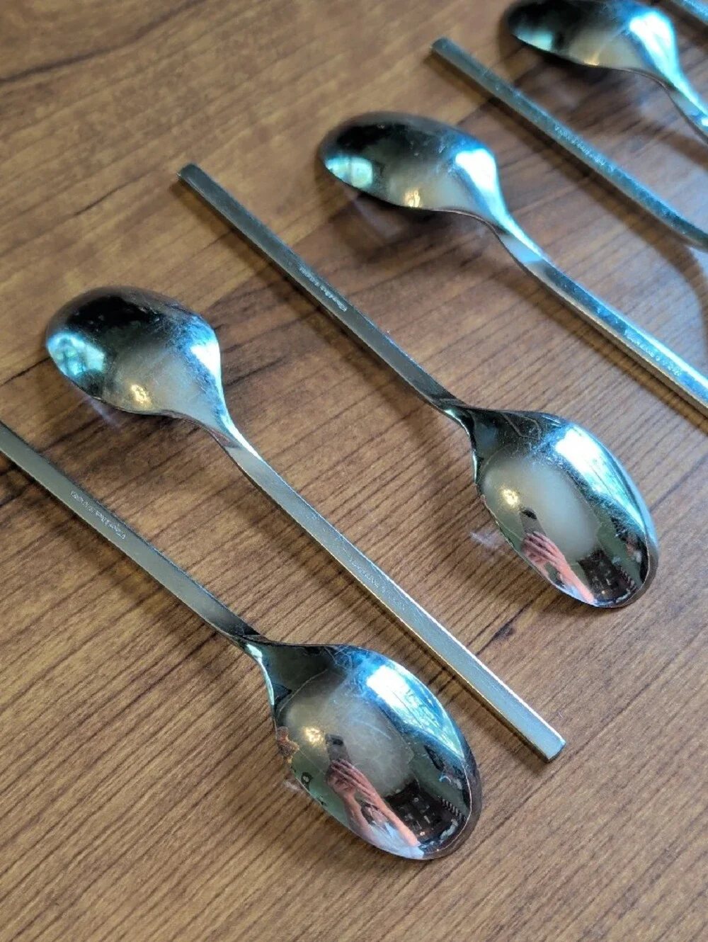 Villeroy &Boch New Wave Stainless Steel Dessert Spoons - (Set of 7)
